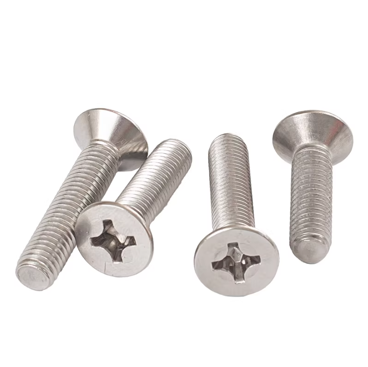 Was ist der Hauptunterschied zwischen Flachkopfschrauben und Senkkopfschrauben?