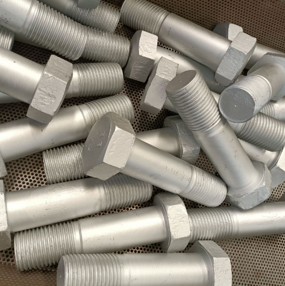 Was ist der Unterschied zwischen feuerverzinkten Schrauben und Dacromet-Schrauben?